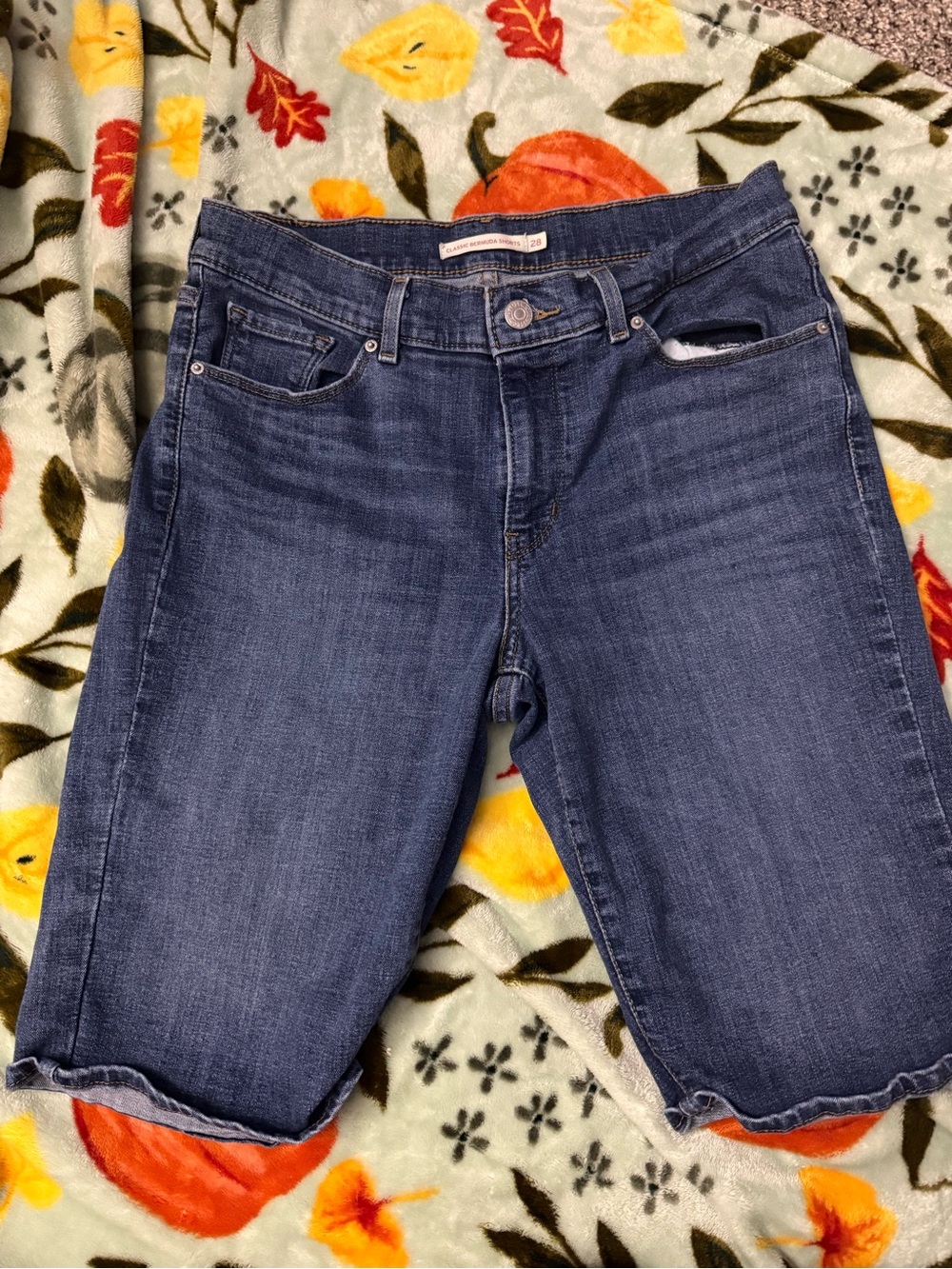 Levi Women’s Dark Blue Denim Bermuda Jeans